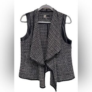 Kut from the Kloth Veronica Drape Tweed Vest Faux Leather Trim Size Large